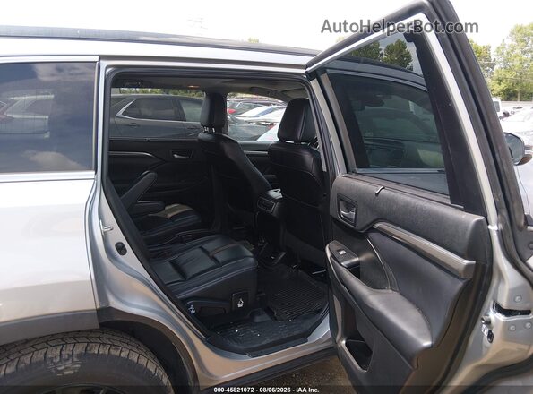 5TDJZRFH5KS585122 2019 TOYOTA HIGHLANDER Silver VIN კოდის სტიკერის ხედი