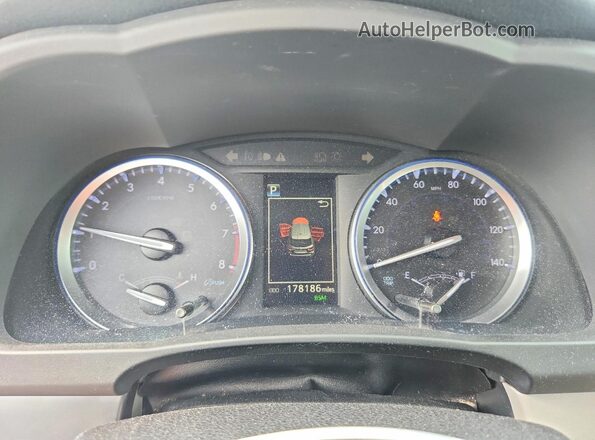 5TDJZRFH5KS944033 2019 TOYOTA HIGHLANDER Blue Vista del cuadro de instrumentos