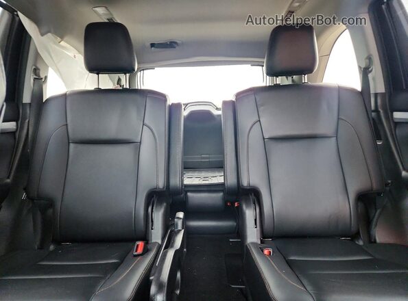 5TDJZRFH5KS955100 2019 TOYOTA HIGHLANDER Silver Vista de los asientos traseros