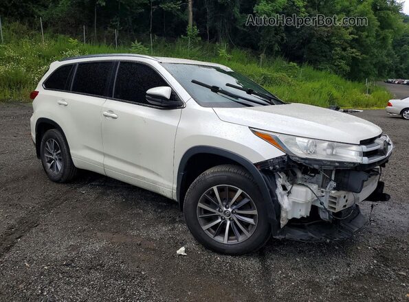 5TDJZRFH6HS457593 2017 TOYOTA HIGHLANDER White Передня права чверть