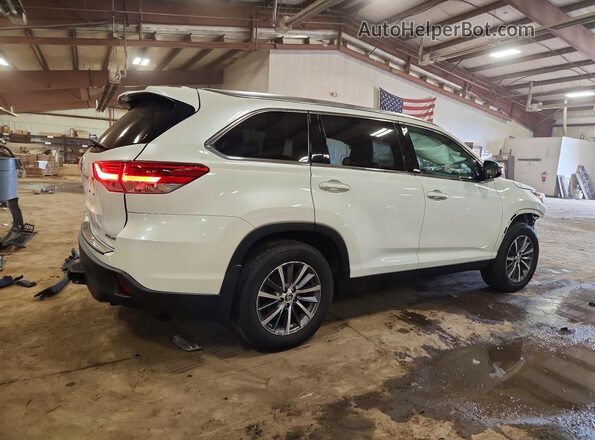 5TDJZRFH6KS593763 2019 TOYOTA HIGHLANDER White Rear right