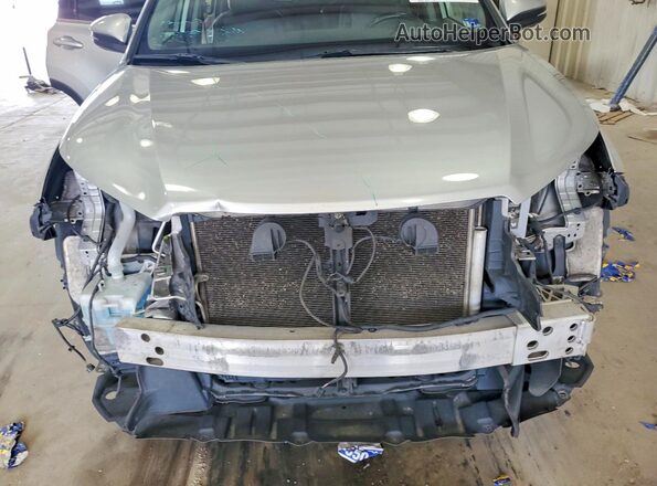 5TDJZRFH6KS734153 2019 TOYOTA HIGHLANDER Silver Вид підкапотного простору