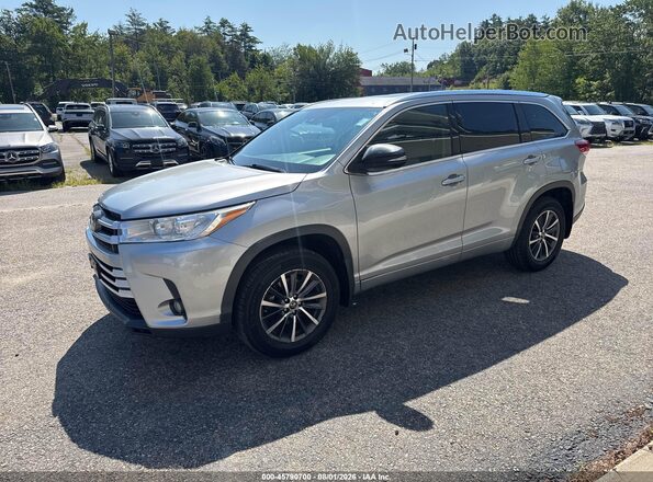 5TDJZRFH7HS362671 2017 TOYOTA HIGHLANDER Silver Przód lewy