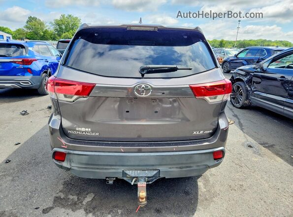 5TDJZRFH7HS384685 2017 TOYOTA HIGHLANDER Gray Հետևի տեսք