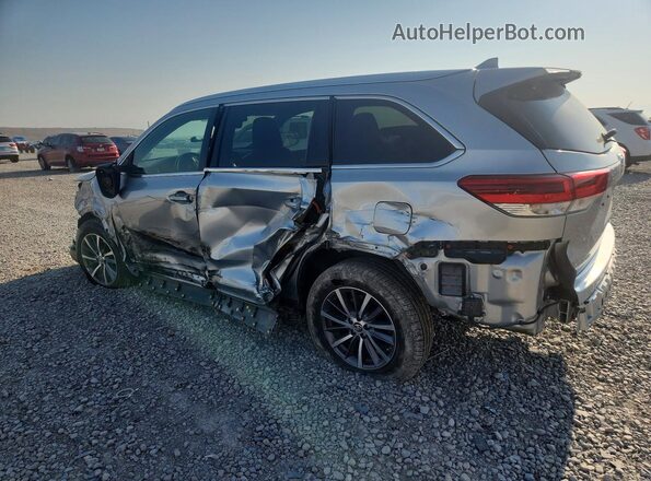 5TDJZRFH7HS510690 2017 TOYOTA HIGHLANDER Серебряный Задняя левая четверть