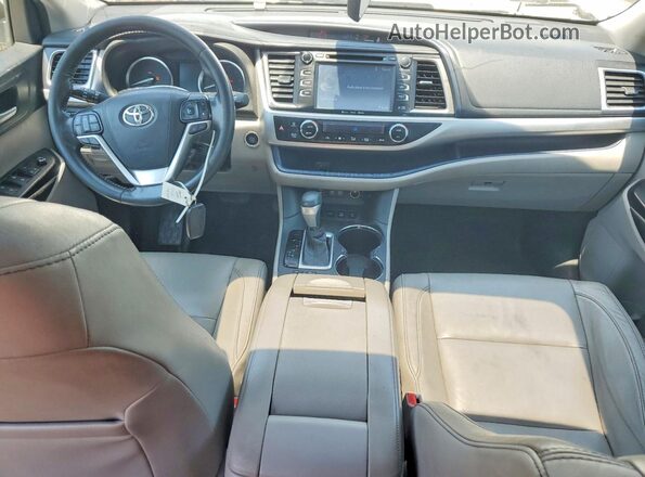 5TDJZRFH7HS514481 2017 TOYOTA HIGHLANDER Cream Вид панелі приладів