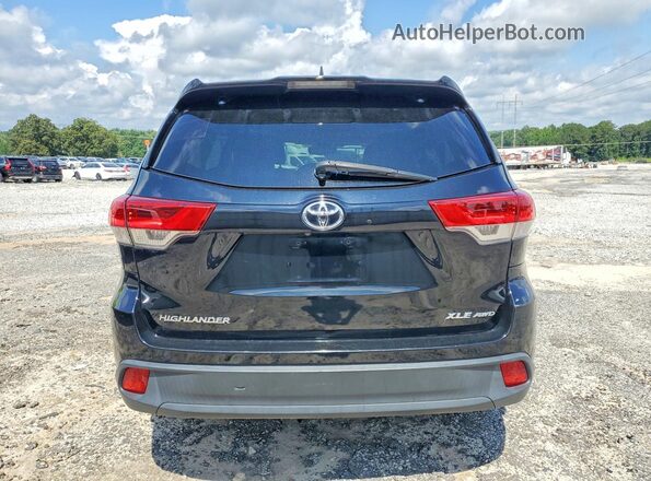 5TDJZRFH7JS531609 2018 TOYOTA HIGHLANDER Black Widok z tyłu