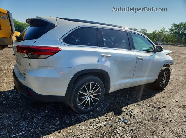 5TDJZRFH7JS894847 2018 TOYOTA HIGHLANDER White Rear right