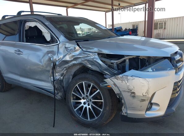 5TDJZRFH8HS478297 2017 TOYOTA HIGHLANDER Silver წინა ხედი
