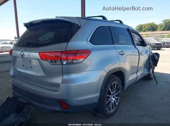 5TDJZRFH8HS478297 2017 TOYOTA HIGHLANDER Silver უკანა მარჯვენა