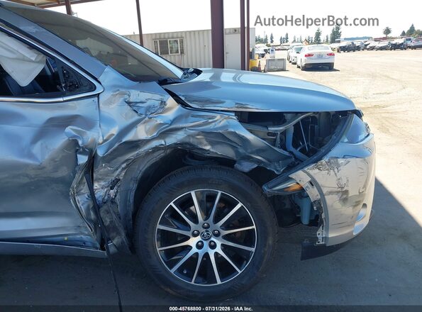 5TDJZRFH8HS478297 2017 TOYOTA HIGHLANDER Silver 