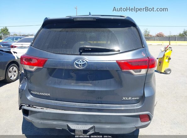 5TDJZRFH8JS850274 2018 TOYOTA HIGHLANDER Blue 