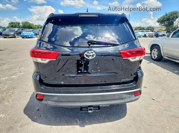 5TDJZRFH8JS903023 2018 TOYOTA HIGHLANDER Black Вид ззаду
