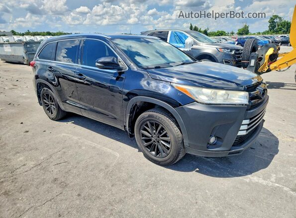 5TDJZRFH8JS903023 2018 TOYOTA HIGHLANDER Black Передня права чверть
