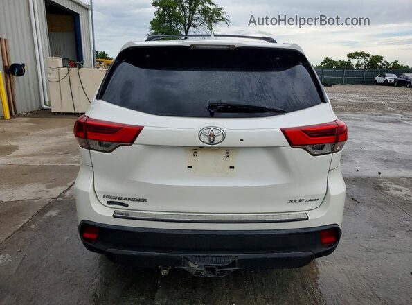5TDJZRFH9HS431327 2017 TOYOTA HIGHLANDER White Հետևի տեսք