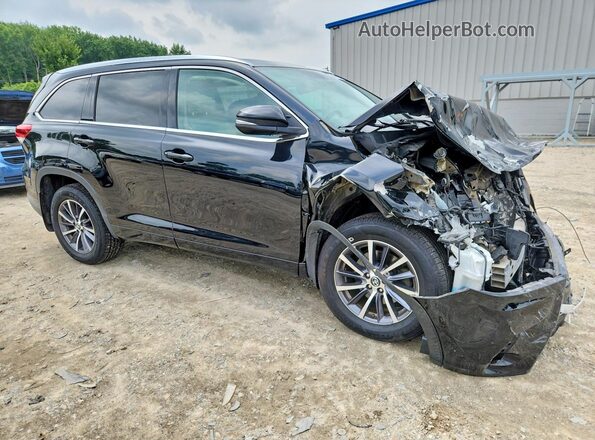 5TDJZRFH9HS460911 2017 TOYOTA HIGHLANDER Черный Передняя правая четверть