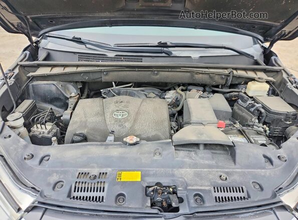 5TDJZRFH9JS498693 2018 TOYOTA HIGHLANDER Black ძრავის განყოფილების ხედი