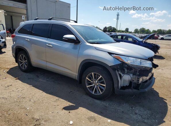 5TDJZRFHXHS381022 2017 TOYOTA HIGHLANDER Silver წინა მარჯვენა