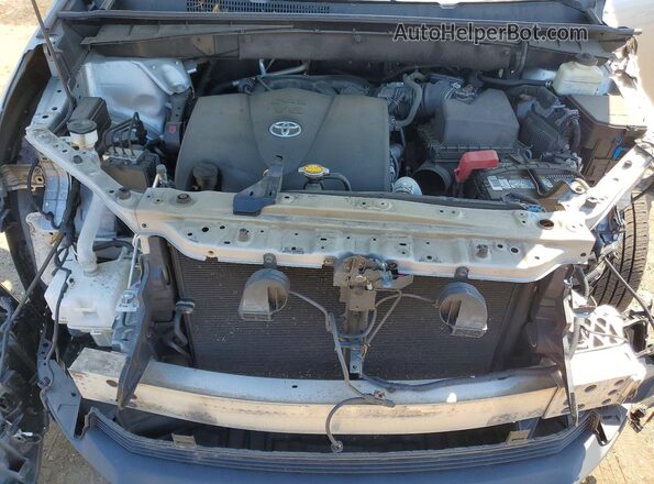 5TDJZRFHXHS381022 2017 TOYOTA HIGHLANDER Silver ძრავის განყოფილების ხედი