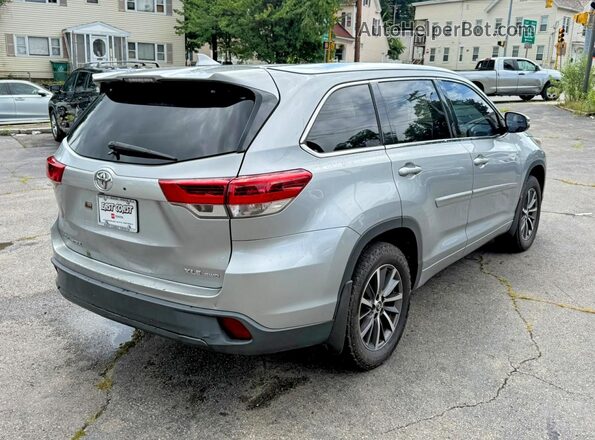5TDJZRFHXHS398290 2017 TOYOTA HIGHLANDER Silver Tył prawy