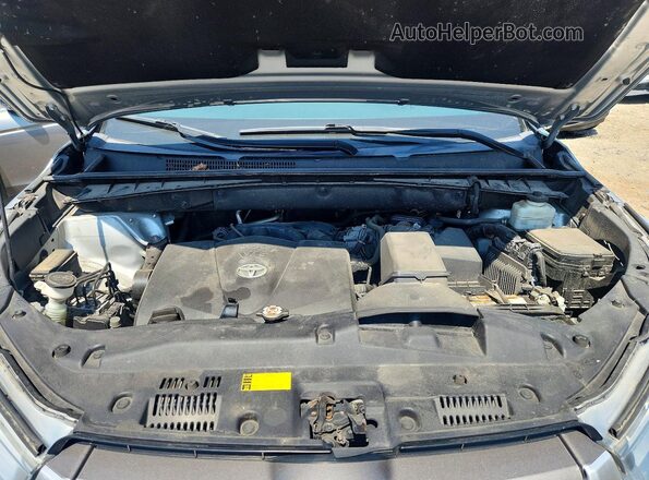 5TDJZRFHXJS811038 2018 TOYOTA HIGHLANDER Silver Vista del compartimento del motor