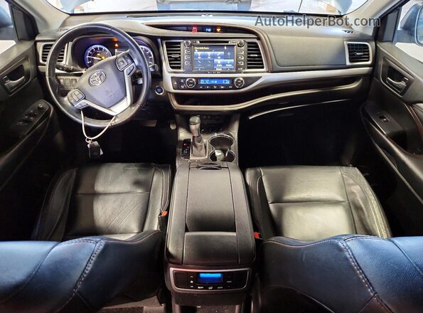 5TDJZRFHXJS907753 2018 TOYOTA HIGHLANDER Blue Dashboard view