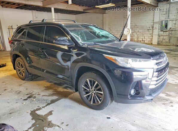 5TDJZRFHXJS914766 2018 TOYOTA HIGHLANDER Black Front right