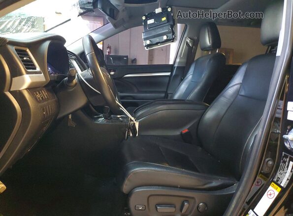 5TDJZRFHXJS914766 2018 TOYOTA HIGHLANDER Black Front interior view