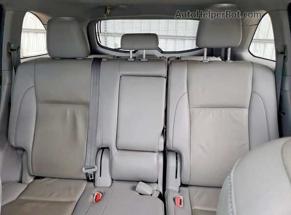 5TDJZRFHXKS720451 2019 TOYOTA HIGHLANDER White უკანა სავარძლების ხედი