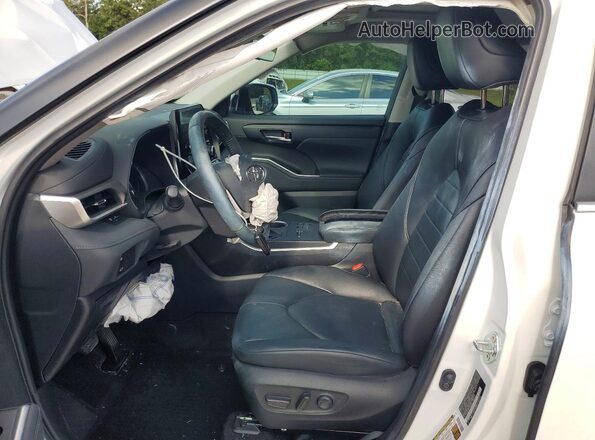 5TDKARAH2PS522800 2023 TOYOTA HIGHLANDER White Вид салону спереду