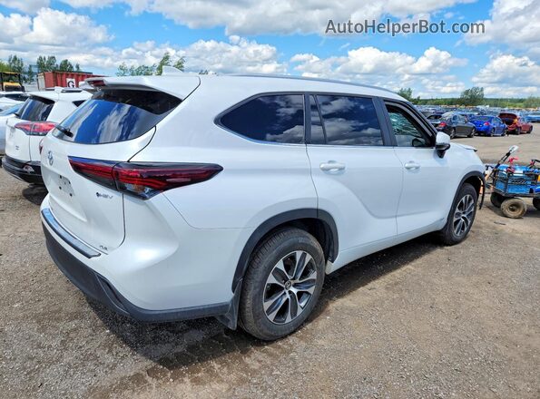 5TDKBRCH8TS696469 2026 TOYOTA HIGHLANDER White Trasero derecho