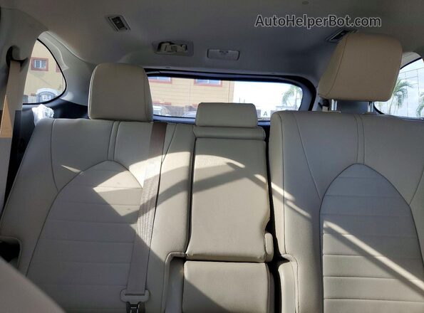 5TDKDRAH1SS558204 2025 TOYOTA HIGHLANDER Silver Rear seats view