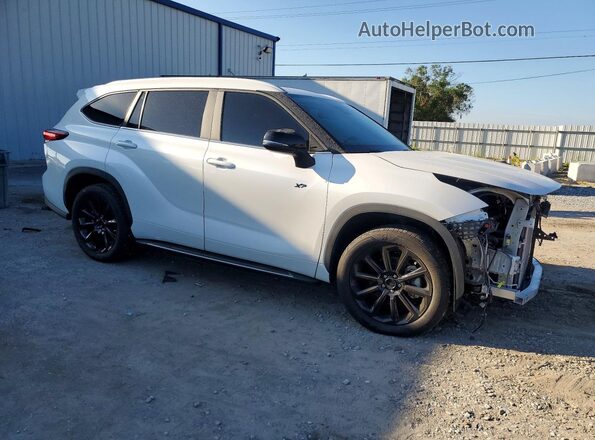 5TDKDRAH3PS032244 2023 TOYOTA HIGHLANDER White Delantero derecho