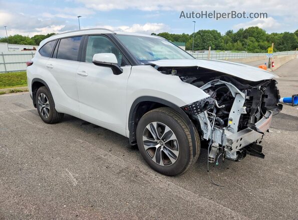 5TDKDRBH0TS608770 2026 TOYOTA HIGHLANDER White Delantero derecho