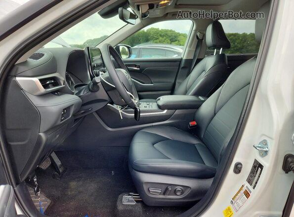 5TDKDRBH0TS608770 2026 TOYOTA HIGHLANDER White Vista interior delantera