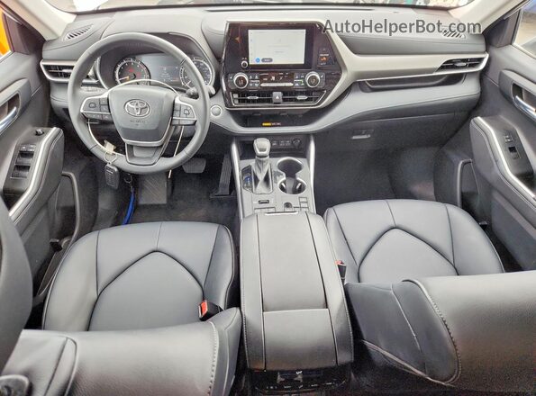 5TDKDRBH0TS608770 2026 TOYOTA HIGHLANDER White Vista del salpicadero