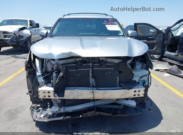 5TDKDRBH4PS515479 2023 TOYOTA HIGHLANDER Silver Вид задньої частини салону