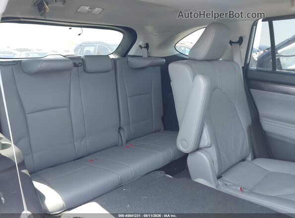 5TDKDRBH4PS515479 2023 TOYOTA HIGHLANDER Silver Вид наклейки з VIN-кодом