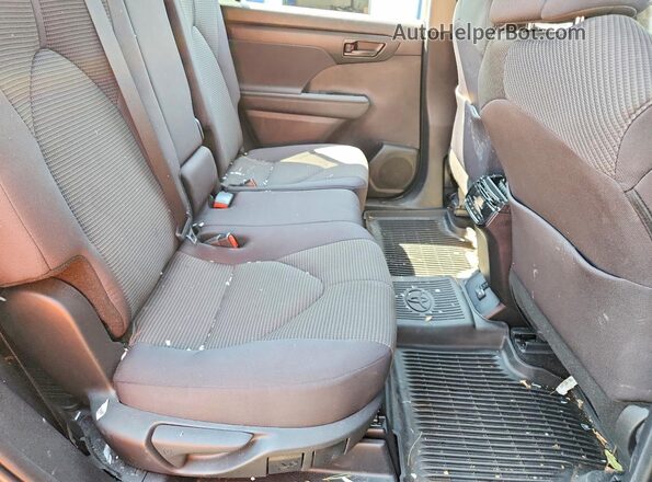 5TDKDRBH4SS582852 2025 TOYOTA HIGHLANDER Gray Вид задньої частини салону
