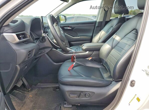 5TDKDRBH5PS025892 2023 TOYOTA HIGHLANDER White Vista interior delantera