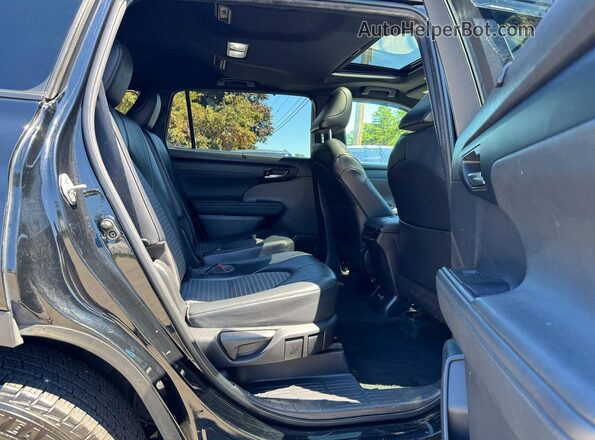 5TDKDRBH7PS508087 2023 TOYOTA HIGHLANDER Black Widok z tyłu