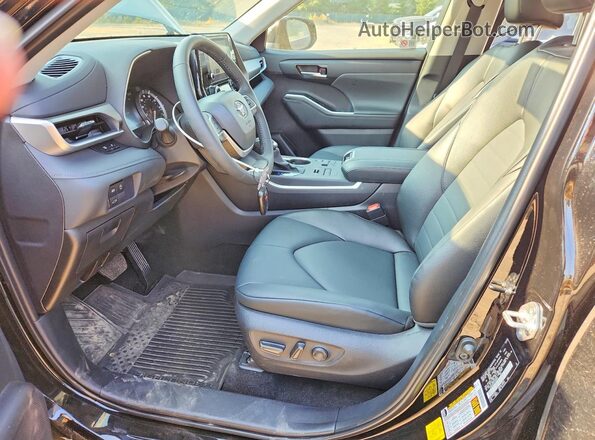 5TDKDRBH9TS606662 2026 TOYOTA HIGHLANDER Black წინა სალონის ხედი