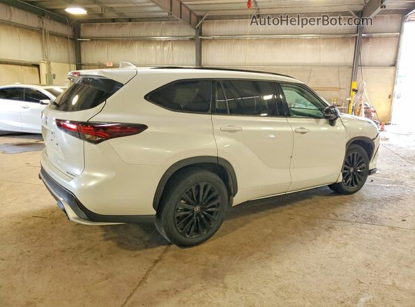 5TDKDRBHXRS537733 2024 TOYOTA HIGHLANDER Белый Задняя правая четверть