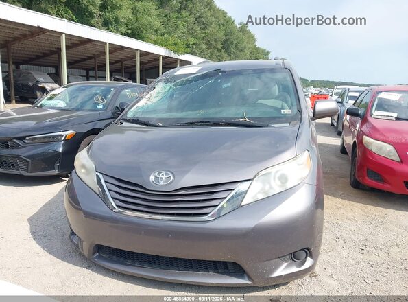 5TDKK3DC0GS694219 2016 TOYOTA SIENNA Gray Vista del cuadro de instrumentos