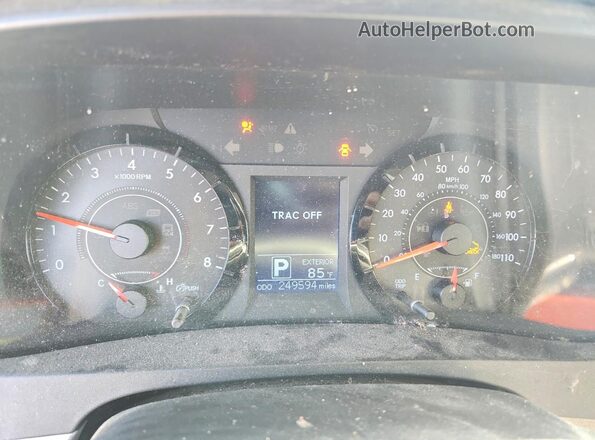 5TDKK3DC3GS738553 2016 TOYOTA SIENNA Charcoal ხელსაწყოთა პანელის ხედი