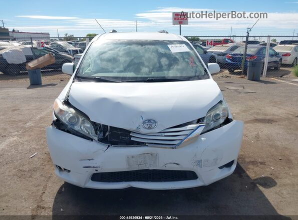5TDKK3DC4GS712320 2016 TOYOTA SIENNA Белый Вид щитка приборов