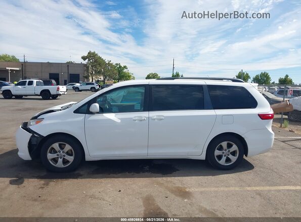 5TDKK3DC4GS712320 2016 TOYOTA SIENNA Белый Панорамный вид салона 360°