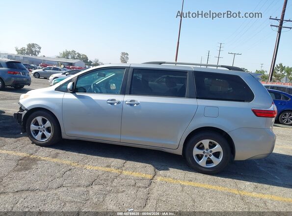 5TDKK3DC4GS748296 2016 TOYOTA SIENNA Серебряный 