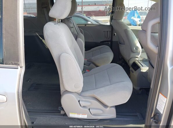5TDKK3DC4GS748296 2016 TOYOTA SIENNA Серебряный Вид наклейки с VIN-кодом