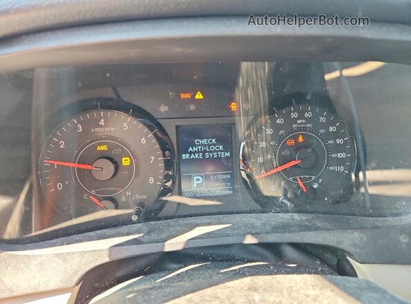 5TDKK3DC5GS699979 2016 TOYOTA SIENNA Red Սարքավորումների վահանակի տեսք